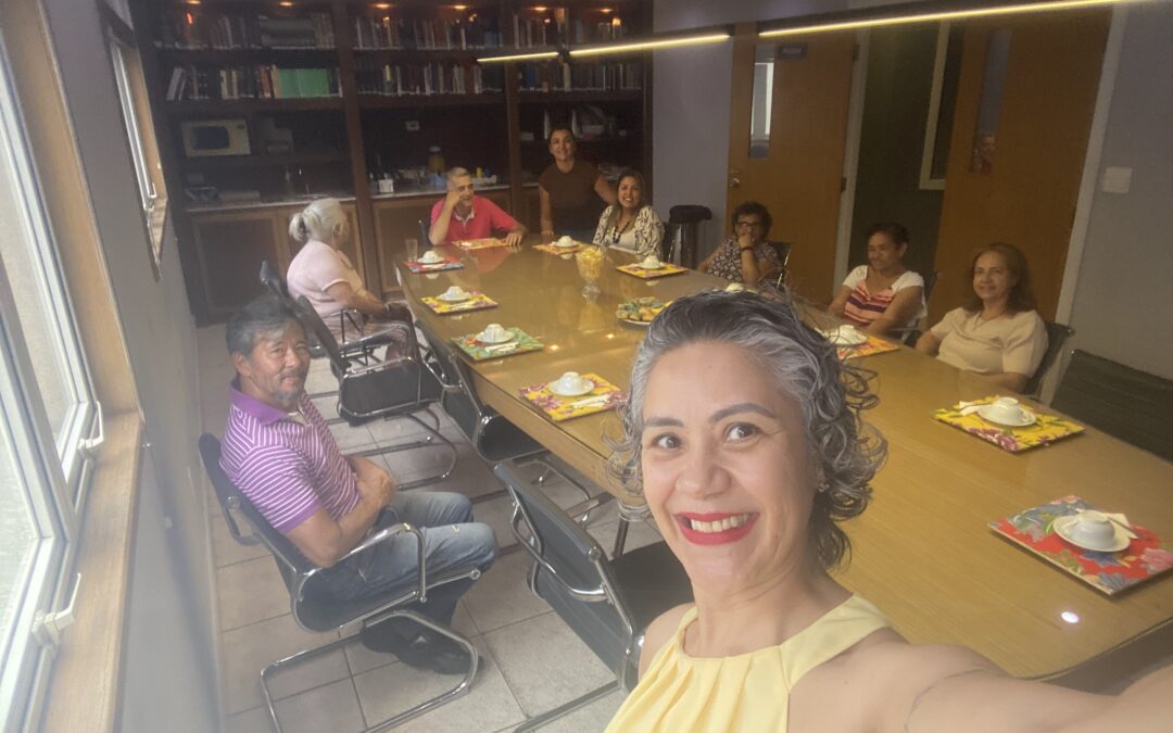 2º Café com acupuntura auricular e hidratação facial